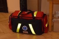 Powiat przekazał sprzęt ratowniczy dla strażaków