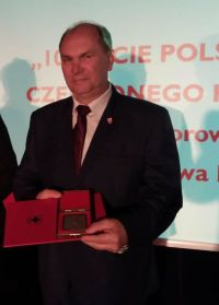 Medal PCK dla Starosty Wągrowieckiego, fot. Jan Maćkowiak