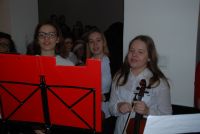 Kolędnicy z Gimnazjum Gminnego w starostwie