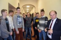 Uczniowie z Gołańczy z wizytą w wągrowieckim starostwie
