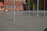 Na boiskach prace "idą pełną parą"