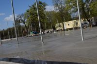 Na boiskach prace "idą pełną parą"