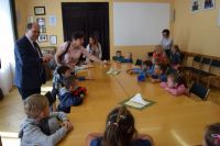 Wizyta dzieci z Przedszkola nr 1 w wągrowieckim starostwie