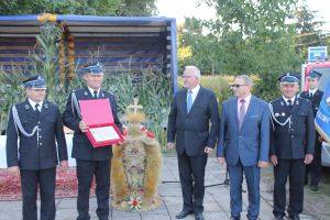 Dożynki wiejskie połączone z jubileuszem 95-lecia Ochotniczej Straży Pożarnej w Olesznie