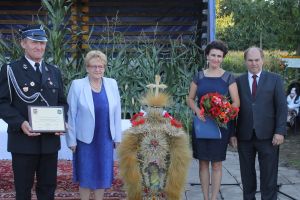 Dożynki wiejskie połączone z jubileuszem 95-lecia Ochotniczej Straży Pożarnej w Olesznie