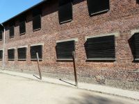 Uczniowie powiatowych szkół zwiedzili Muzeum Auschwitz - Birkenau