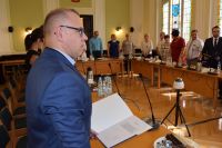 Awanse nauczycieli i akty powierzenia stanowisk dyrektorom w powiatowej oświacie