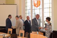 Awanse nauczycieli i akty powierzenia stanowisk dyrektorom w powiatowej oświacie