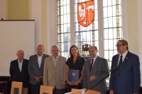 Awanse nauczycieli i akty powierzenia stanowisk dyrektorom w powiatowej oświacie