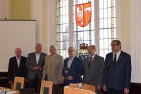 Awanse nauczycieli i akty powierzenia stanowisk dyrektorom w powiatowej oświacie