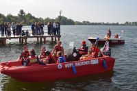 Pokaz specjalistycznej łodzi motorowej WOPR w Wągrowcu