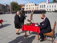 Uroczystości nadania sztandaru dla Komendy PSP w Wągrowcu