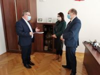 Proboszcz parafii w Damasławku dr Grzegorz Iwiński u Starosty Wągrowieckiego Tomasza Kranca