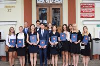 Najlepsi tegoroczni maturzyści nagrodzeni