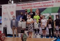 Zuzanna Ślipek ze srebrnymi medalami Ogólnopolskiej Olimpiady Młodzieży w podnoszeniu ciężarów