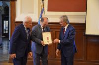 Starostwo Powiatowe w Wągrowcu wyróżnione Kombatanckim Krzyżem Pamięci