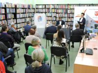 Vladan Stamenković w Powiatowej Bibliotece Publicznej w Wągrowcu