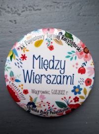 XV POWIATOWY TURNIEJ RECYTATORSKI "MIĘDZY WIERSZAMI" - plakietka
