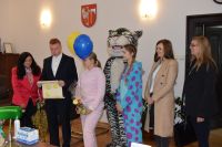 Do Starostwa Powiatowego w Wągrowcu zawitała Rada Samorządu Uczniowskiego Zespołu Szkół nr 1 wraz opiekunkami. Goście...