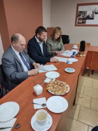 Podpisanie umowy na budowę boiska krytego przy ZS nr 1