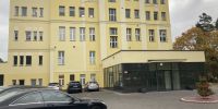 Prace wykończeniowe przy rozbudowie wągrowieckiego szpitala