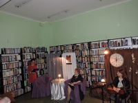 Wieczór poetycki Malgorzaty Osuch w powiatowej ksiąznicy