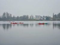 VII edycja "Mikołajów w Kajakach" na plaży miejskiej w Wągrowcu