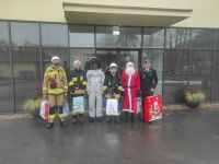 Strażacki Święty Mikołaj na Oddziale Dziecięcym Szpitala Powiatowego w Wągrowcu