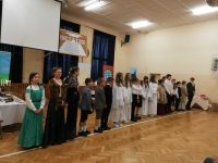 Obchody 50-lecia nadania imienia Adama Mickiewicza Szkole Podstawowej w Wapnie - relacja zdjęciowa