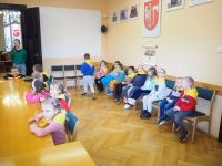 Dzieci z Przedszkola nr 3 w Wągrowcu z wizytą w Starostwie Powiatowym