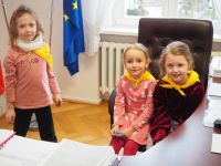 Dzieci z Przedszkola nr 3 w Wągrowcu z wizytą w Starostwie Powiatowym