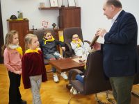 Dzieci z Przedszkola nr 3 w Wągrowcu z wizytą w Starostwie Powiatowym