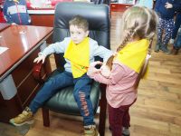 Dzieci z Przedszkola nr 3 w Wągrowcu z wizytą w Starostwie Powiatowym