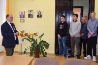 Uczniowie Zespołu Szkół w Gołańczy z wizytą u Starosty Wągrowieckiego
