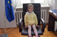 Wizyta dzieci z Przedszkola nr 2 w Wągrowcu w Starostwie Powiatowym - relacja zdjęciowa