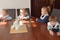 Wizyta dzieci z Przedszkola nr 2 w Wągrowcu w Starostwie Powiatowym - relacja zdjęciowa