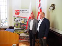 Od prawej Starosta Wągrowiecki Tomasz Kranc i Wicekurator Zbigniew Talaga