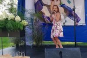 VIII Regionalny Festiwal Polskiej Piosenki im. Ireny Jarockiej w Wapnie - relacja zdjęciowa