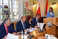 Wręczenie aktów mianowania nauczycielom placówek prowadzonych przez Powiat Wągrowiecki