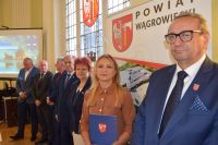 Wręczenie aktów mianowania nauczycielom placówek prowadzonych przez Powiat Wągrowiecki