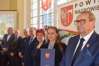 Wręczenie aktów mianowania nauczycielom placówek prowadzonych przez Powiat Wągrowiecki