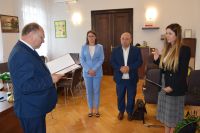 Wręczenie aktów mianowania nauczycielom placówek prowadzonych przez Powiat Wągrowiecki