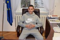 Młodzież ze Szkoły Podstawowej nr 4 w Wągrowcu z wizytą w starostwie