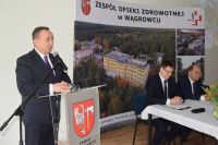Uroczyste przekazanie nowego ambulansu dla Szpitala Powiatowego w Wągrowcu