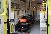 Uroczyste przekazanie nowego ambulansu dla Szpitala Powiatowego w Wągrowcu