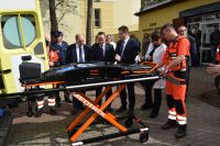 Uroczyste przekazanie nowego ambulansu dla Szpitala Powiatowego w Wągrowcu
