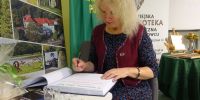 Maria Magdalena Pocgaj w Miejskiej Bibliotece Publicznej w Wągrowcu