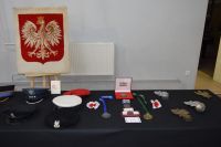 Uroczysty apel i otwarcie Wystawy Symboli Narodowych w ZS nr 1