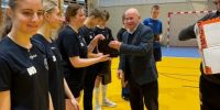 Powiatowy - Mikołajkowy turniej piłki siatkowej dla dzieci i młodzieży