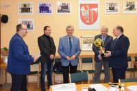 Puchar LZS przekazany Powiatowi Wągrowieckiemu